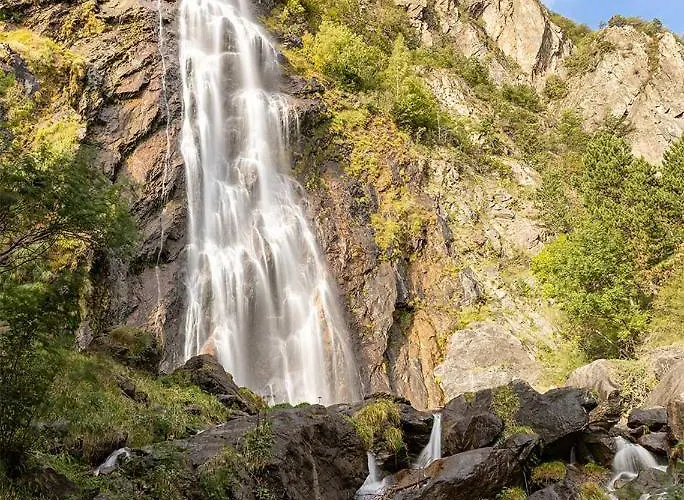 Maison Villageoise Tatil Evi Collombey-Muraz